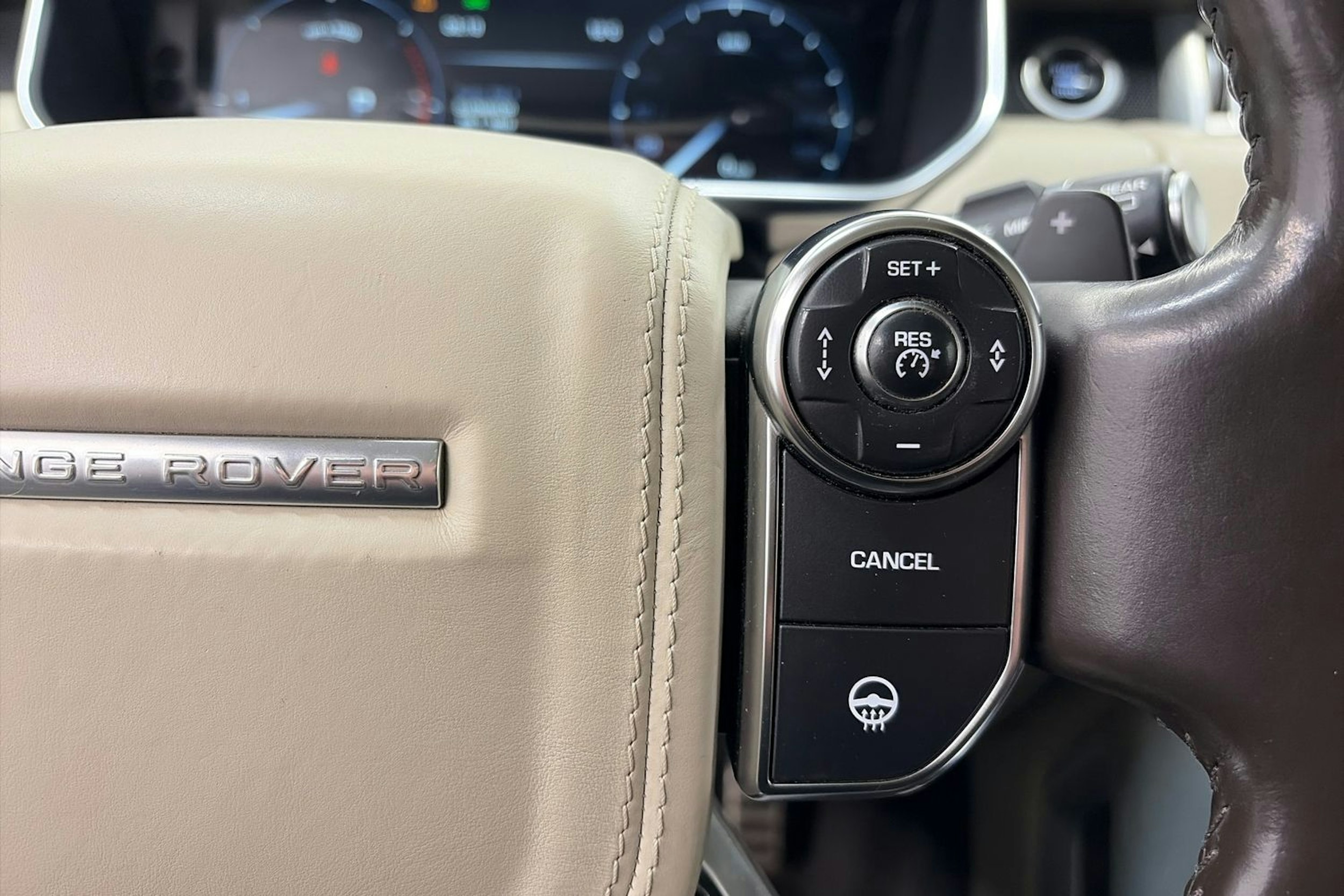 musta Land Rover Range Rover 2015 kuva 25.