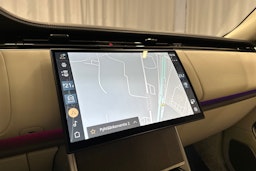 harmaa Land Rover Range Rover 2024 kuva 18.