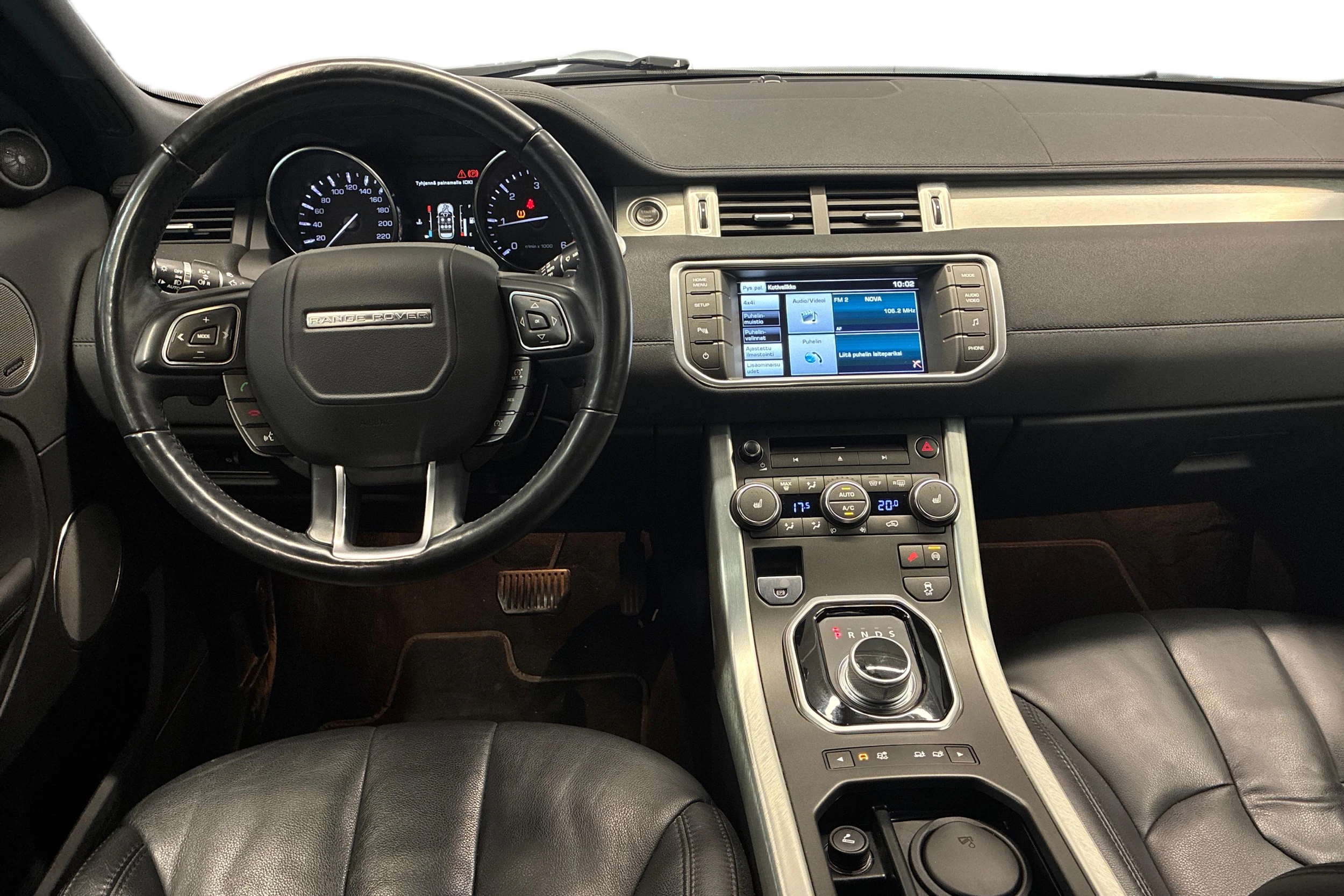 Valkoinen Land Rover Range Rover Evoque 2015 kuva 9.