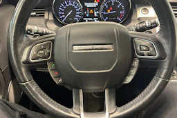 Valkoinen Land Rover Range Rover Evoque 2015 kuva 21.