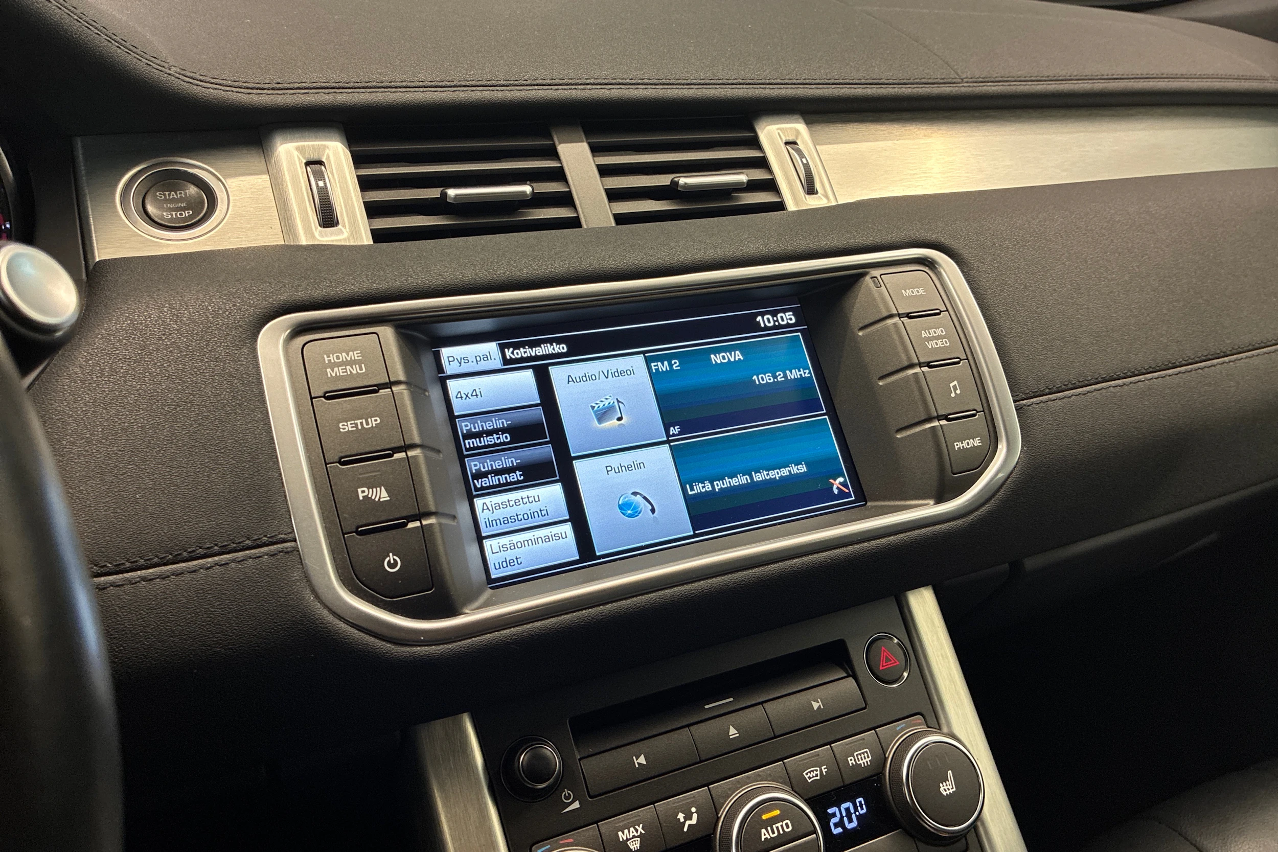 Valkoinen Land Rover Range Rover Evoque 2015 kuva 23.