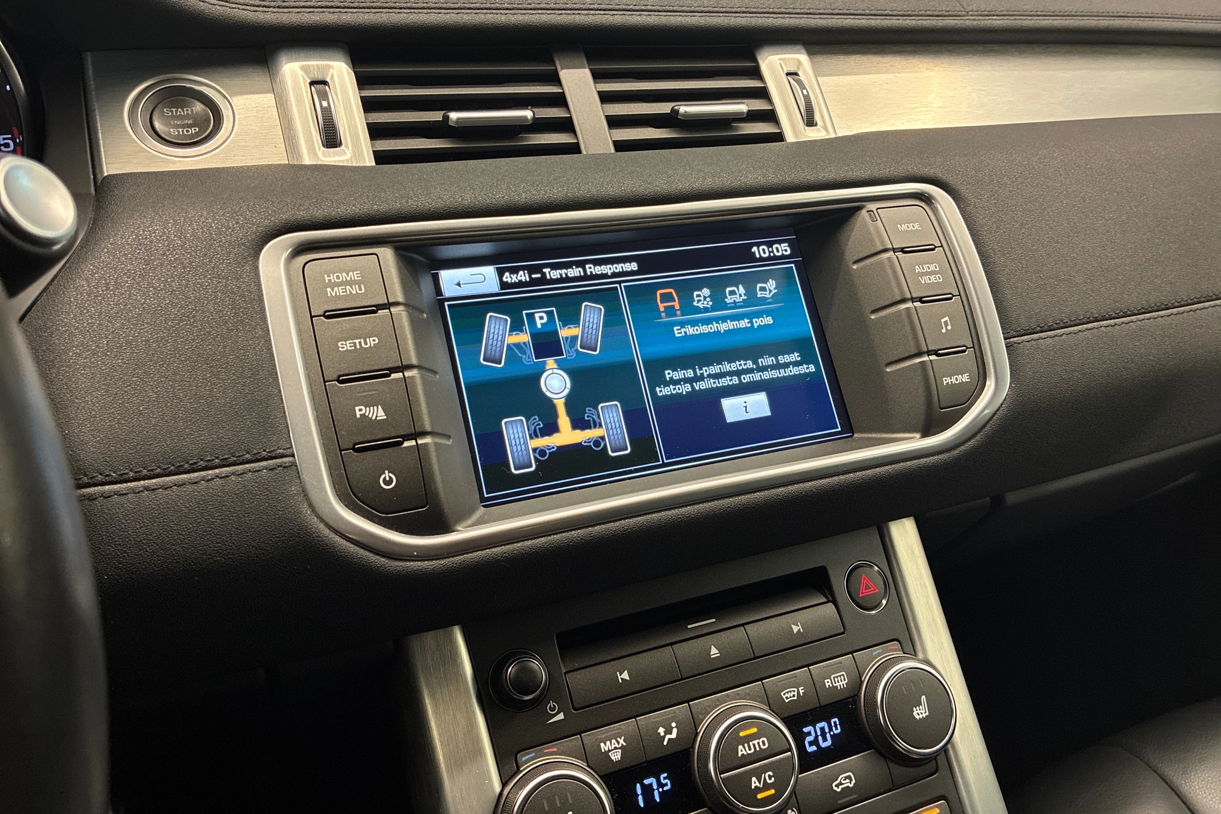 Valkoinen Land Rover Range Rover Evoque 2015 kuva 24.