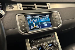 Valkoinen Land Rover Range Rover Evoque 2015 kuva 24.