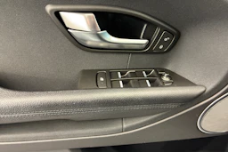 Valkoinen Land Rover Range Rover Evoque 2015 kuva 26.