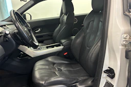 Valkoinen Land Rover Range Rover Evoque 2015 kuva 27.