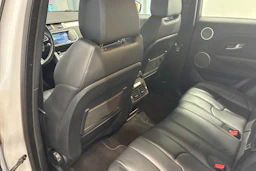 Valkoinen Land Rover Range Rover Evoque 2015 kuva 29.