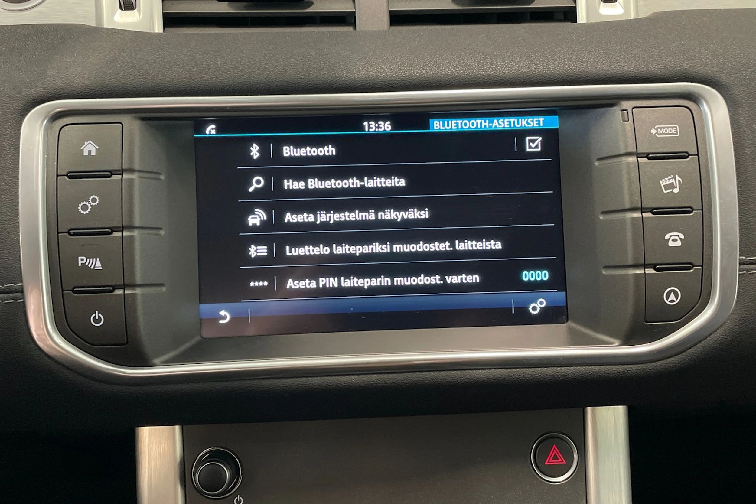 ruskea (beige) Land Rover Range Rover Evoque 2016 kuva 18.