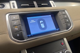 valkoinen Land Rover Range Rover Evoque 2017 kuva 19.