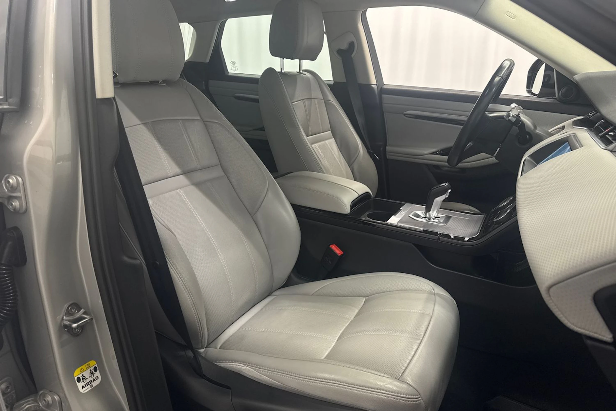 harmaa Land Rover Range Rover Evoque 2021 kuva 11.