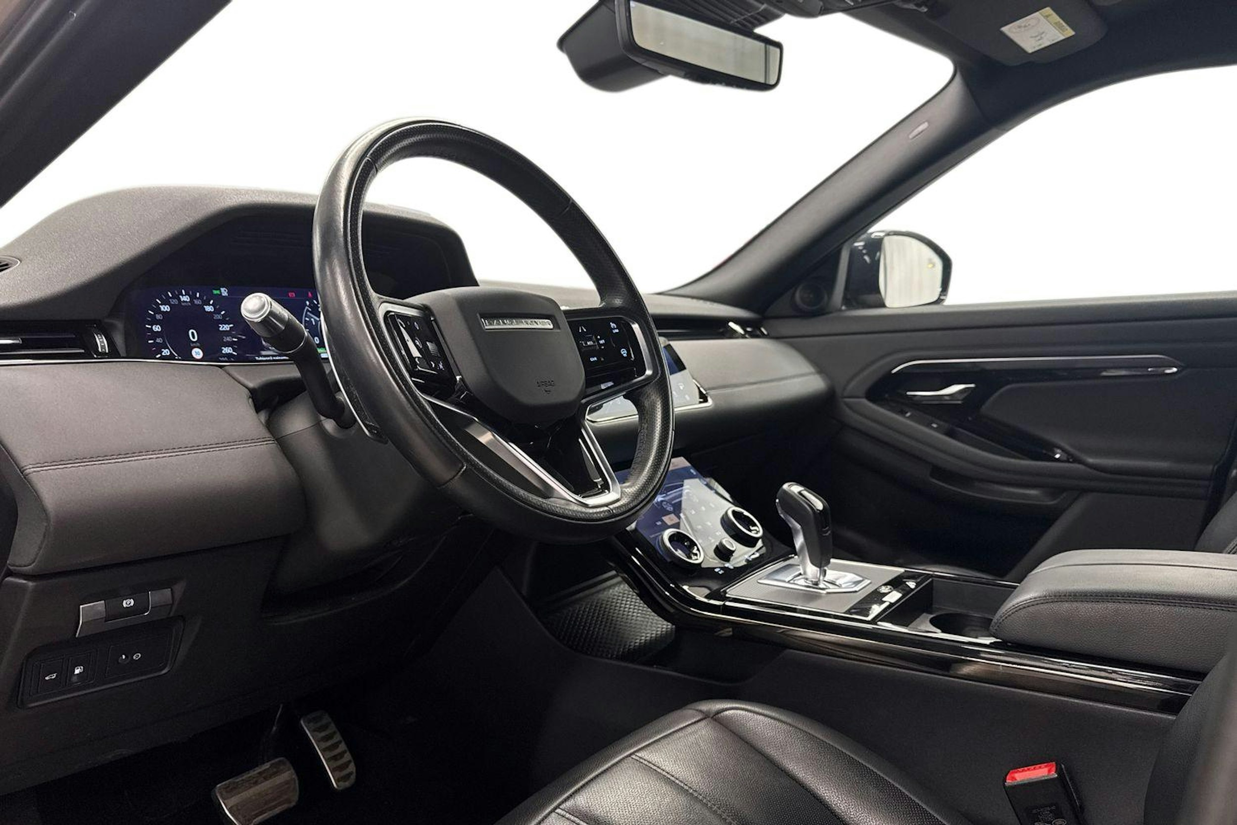 Ruskea (beige) Land Rover Range Rover Evoque 2022 kuva 7.