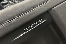 Ruskea (beige) Land Rover Range Rover Evoque 2022 kuva 14.