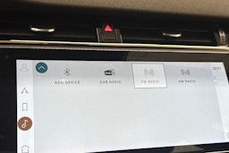 Ruskea (beige) Land Rover Range Rover Evoque 2022 kuva 25.