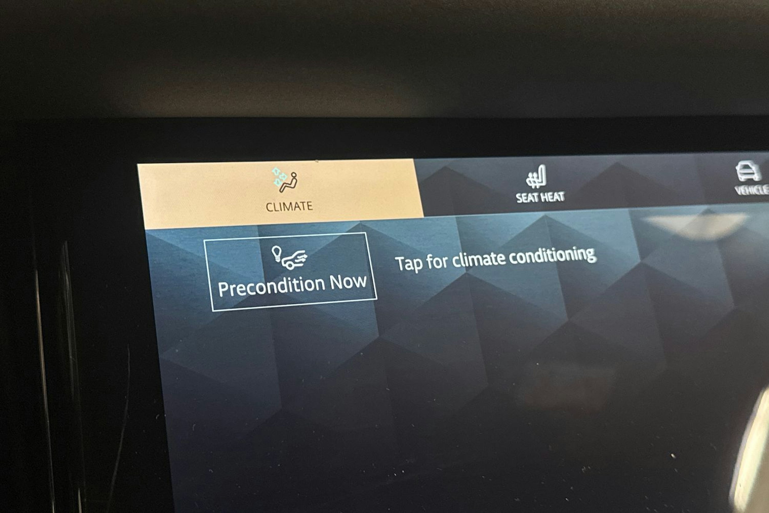 Ruskea (beige) Land Rover Range Rover Evoque 2022 kuva 33.