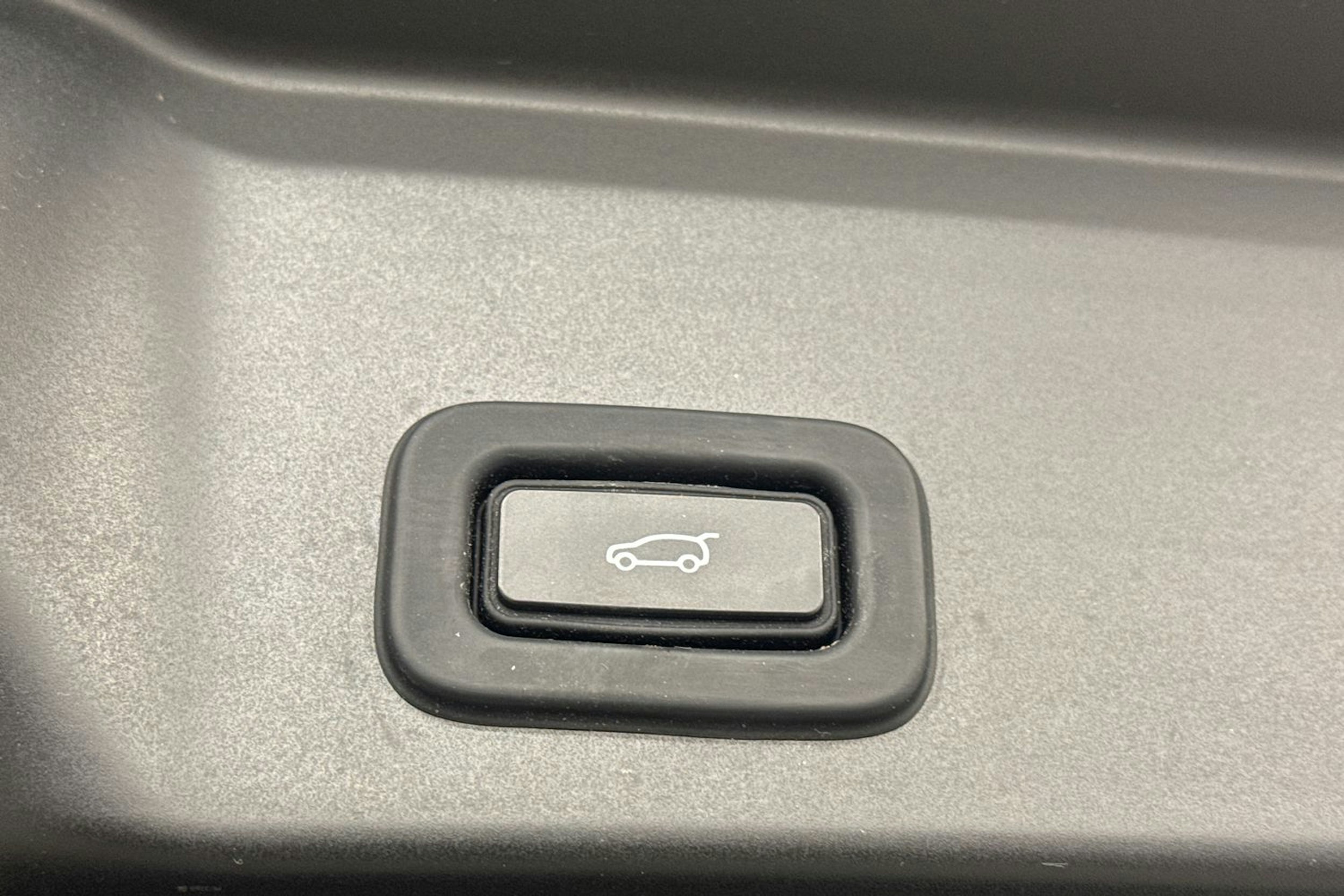 Ruskea (beige) Land Rover Range Rover Evoque 2022 kuva 35.