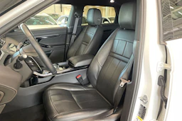 valkoinen Land Rover Range Rover Evoque 2023 kuva 11.