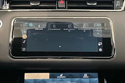 valkoinen Land Rover Range Rover Evoque 2023 kuva 19.