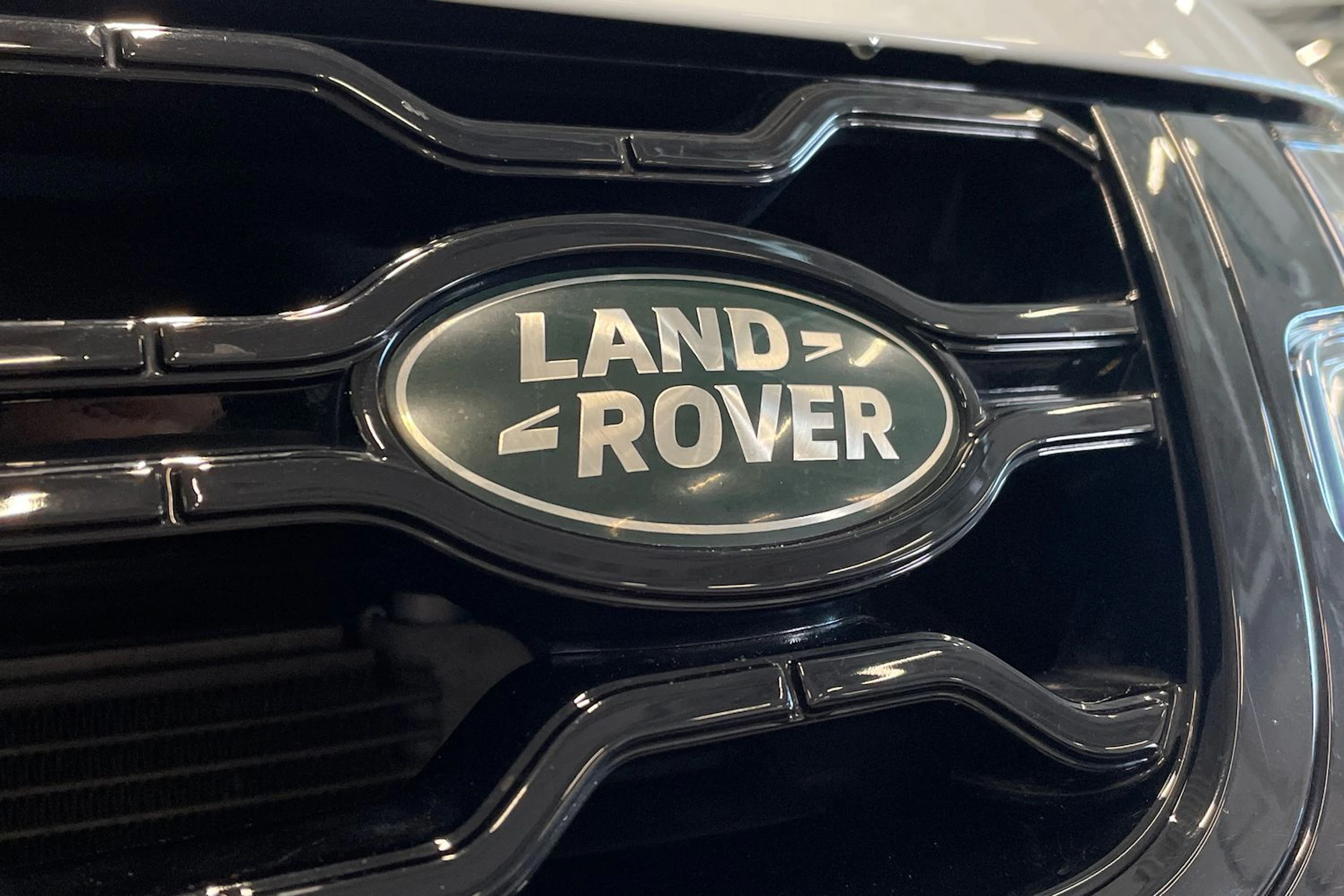 valkoinen Land Rover Range Rover Evoque 2023 kuva 28.