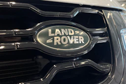 valkoinen Land Rover Range Rover Evoque 2023 kuva 28.