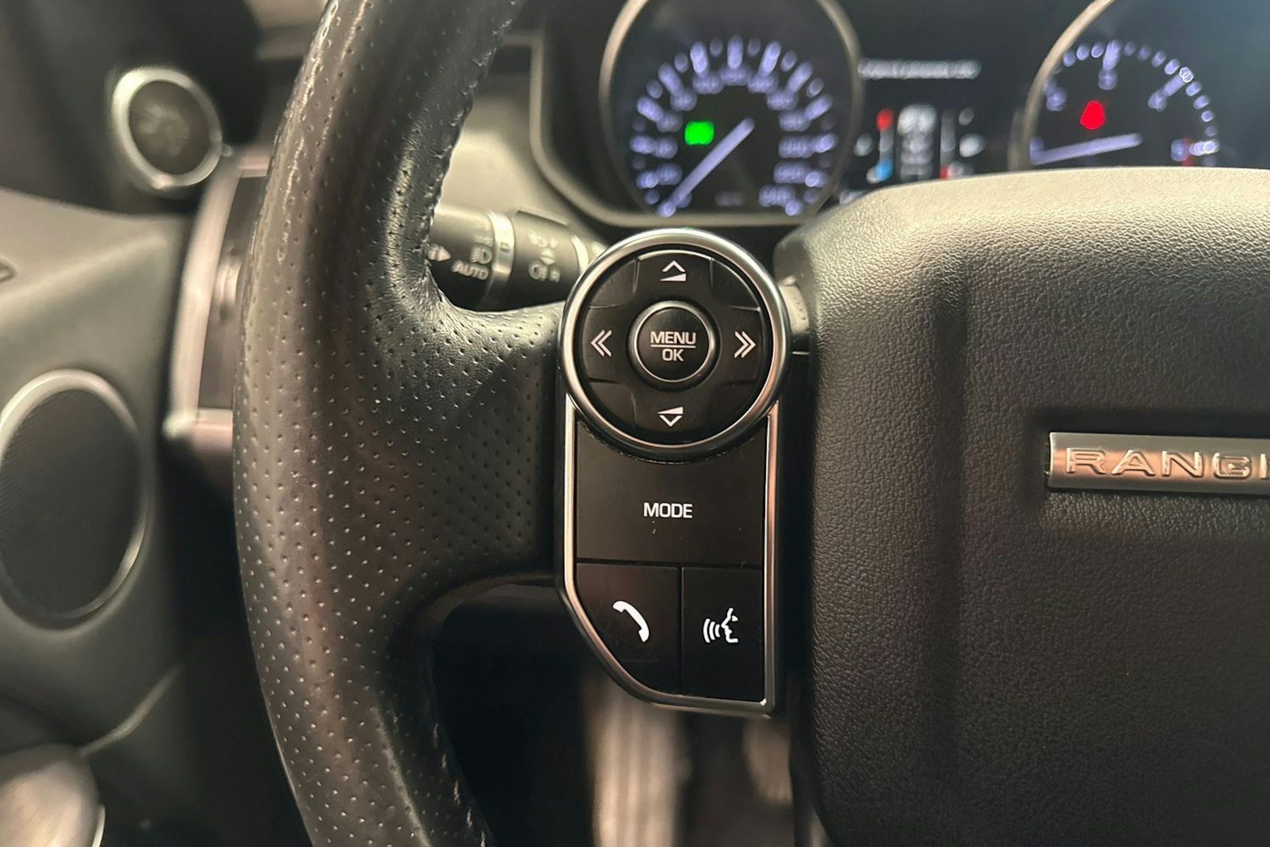 sininen Land Rover Range Rover Sport 2014 kuva 15.