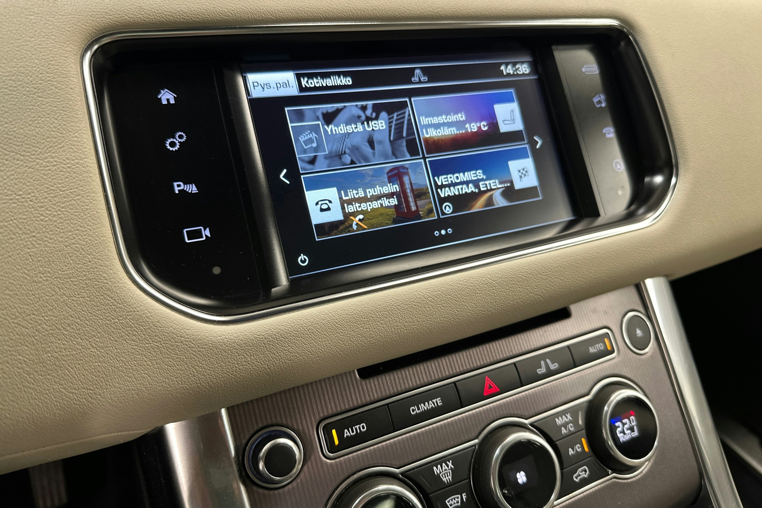 Musta Land Rover Range Rover Sport 2016 kuva 19.
