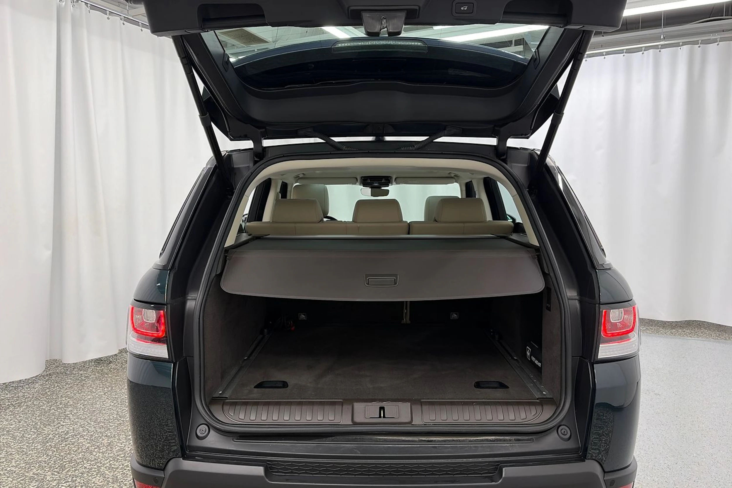 vihreä Land Rover Range Rover Sport 2017 kuva 11.