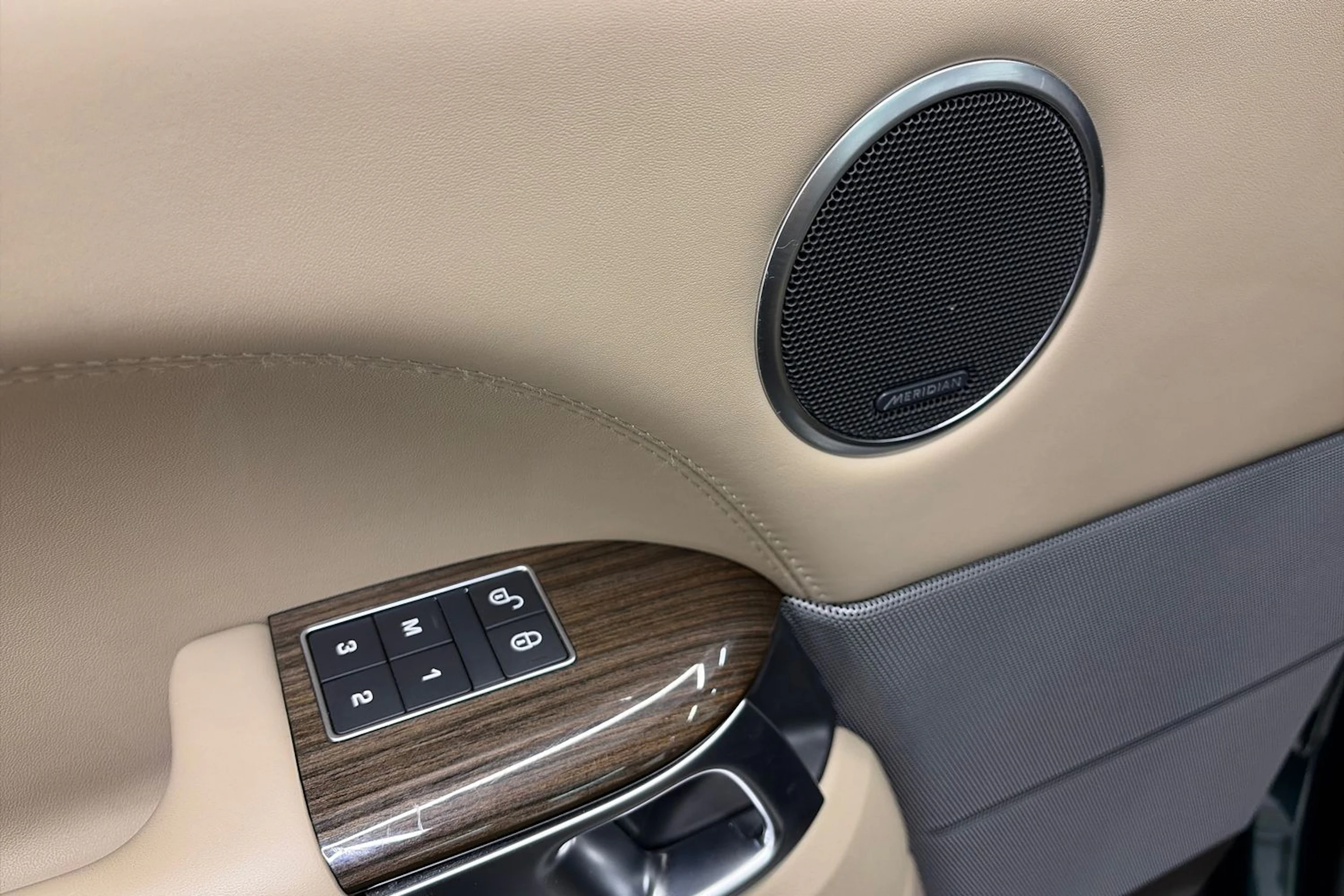 vihreä Land Rover Range Rover Sport 2017 kuva 16.