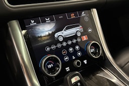 Valkoinen Land Rover Range Rover Sport 2019 kuva 15.