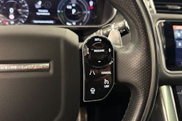 Valkoinen Land Rover Range Rover Sport 2019 kuva 18.