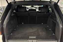 Valkoinen Land Rover Range Rover Sport 2019 kuva 29.