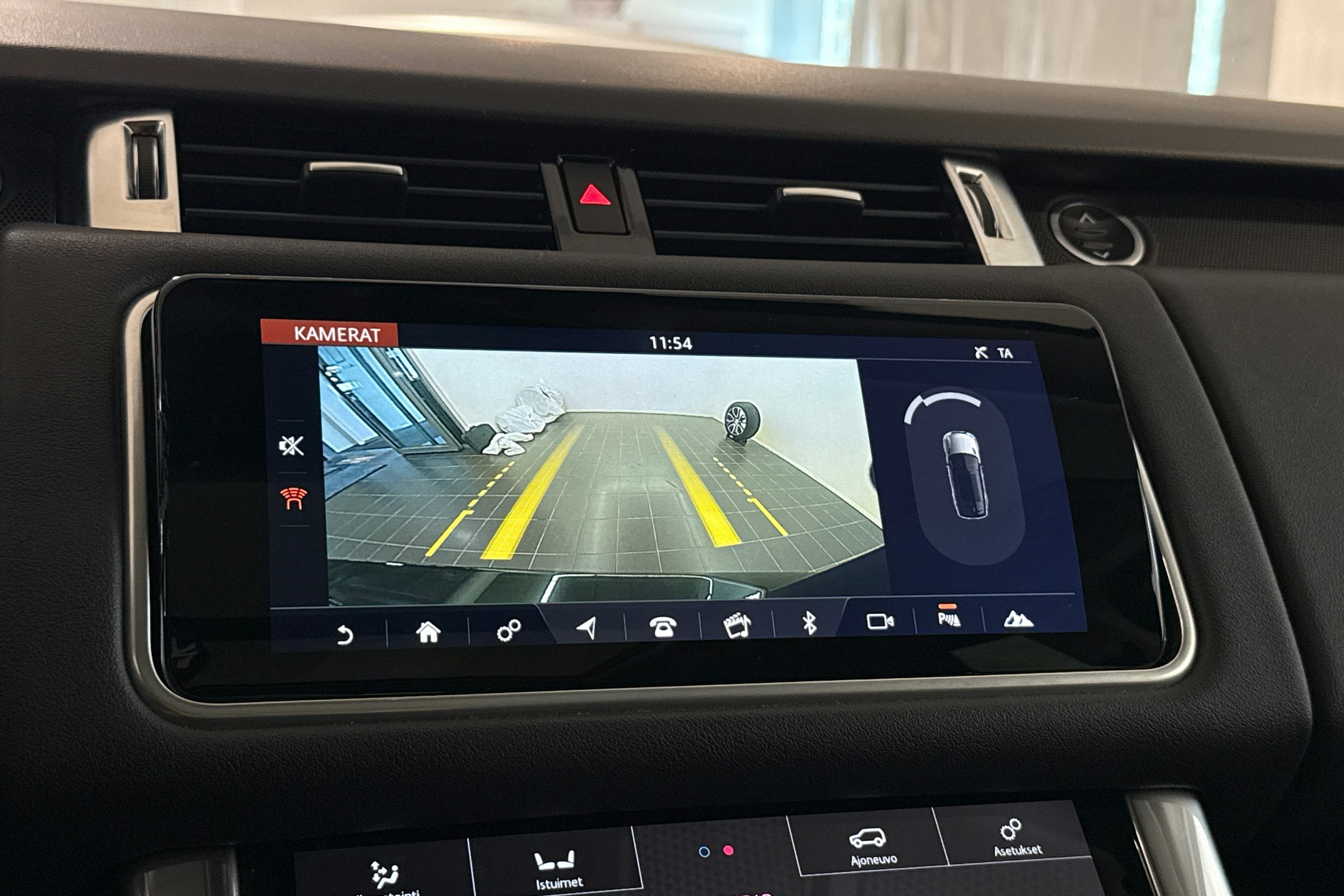 met. musta Land Rover Range Rover Sport 2019 kuva 15.