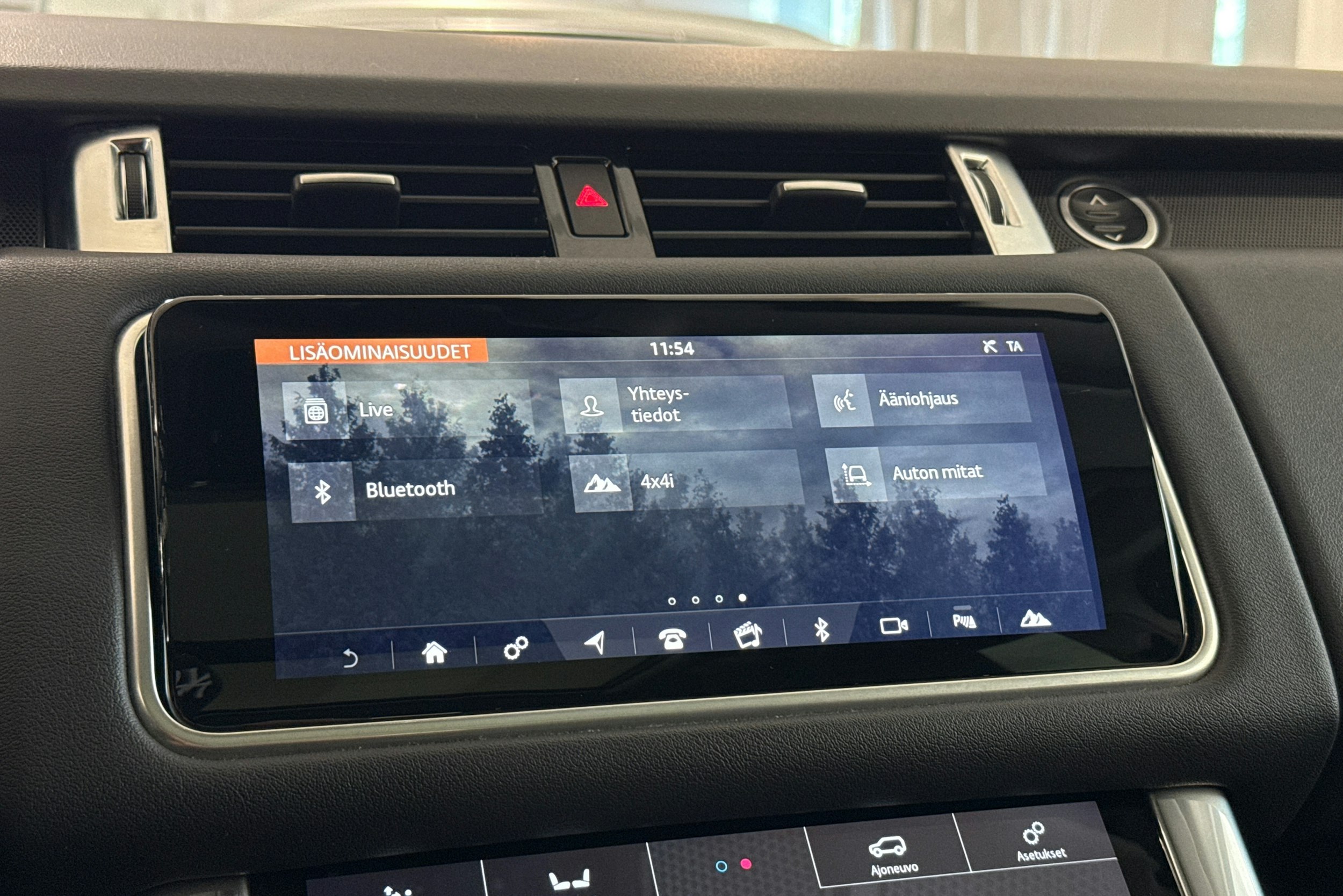 met. musta Land Rover Range Rover Sport 2019 kuva 16.