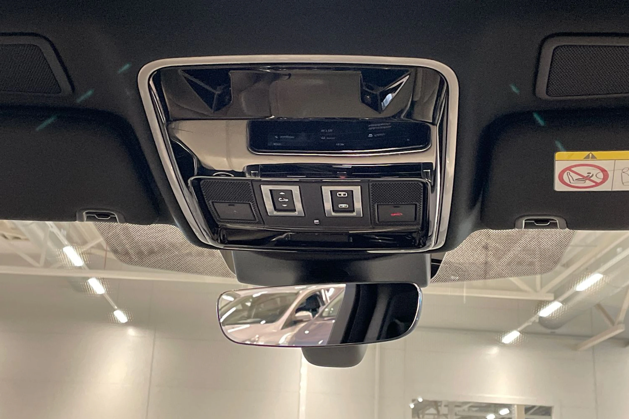 harmaa Land Rover Range Rover Sport 2020 kuva 19.