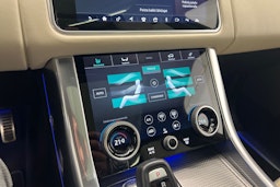 Valkoinen Land Rover Range Rover Sport 2021 kuva 30.