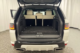 Valkoinen Land Rover Range Rover Sport 2021 kuva 35.