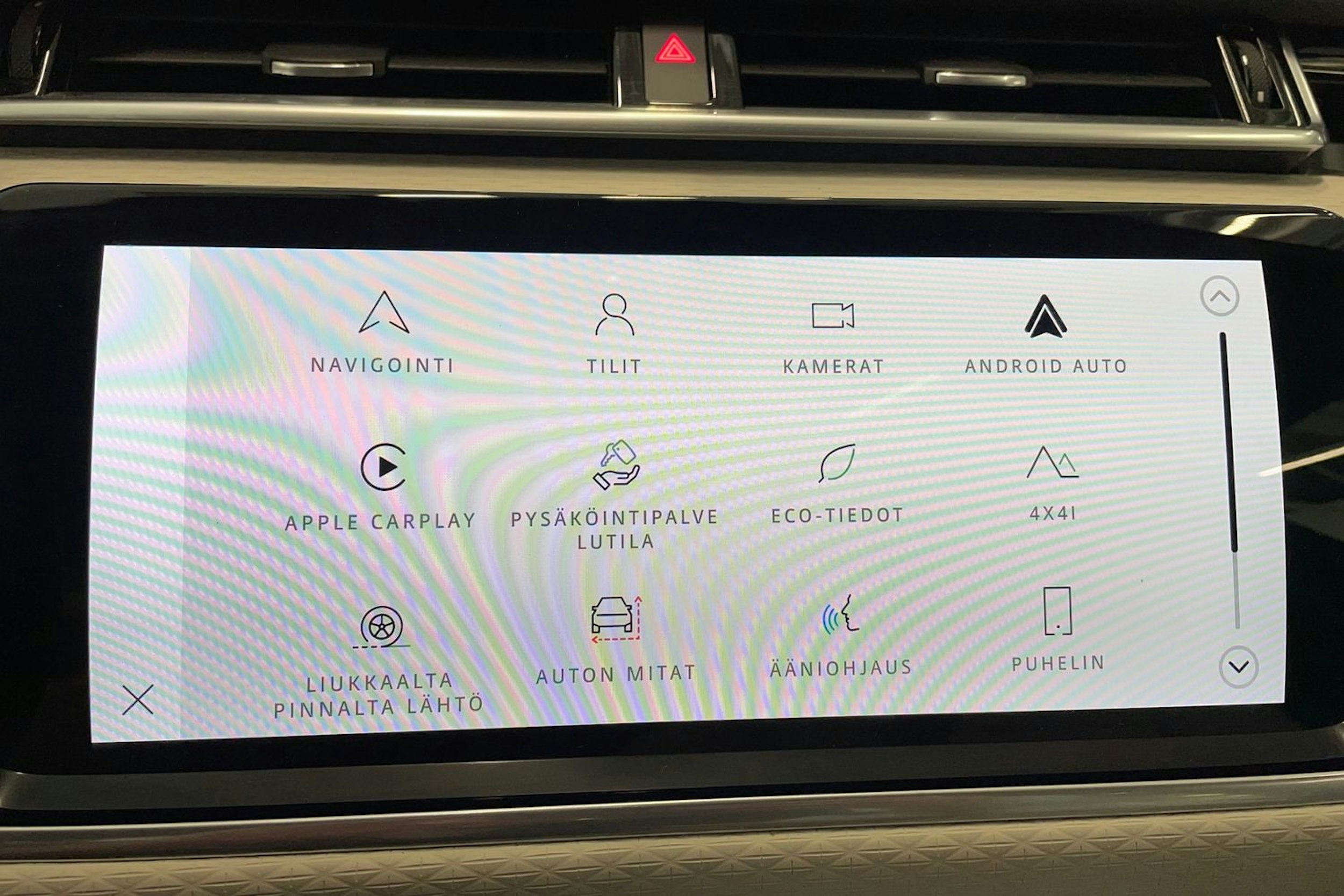 ruskea (beige) Land Rover Range Rover Velar 2021 kuva 25.