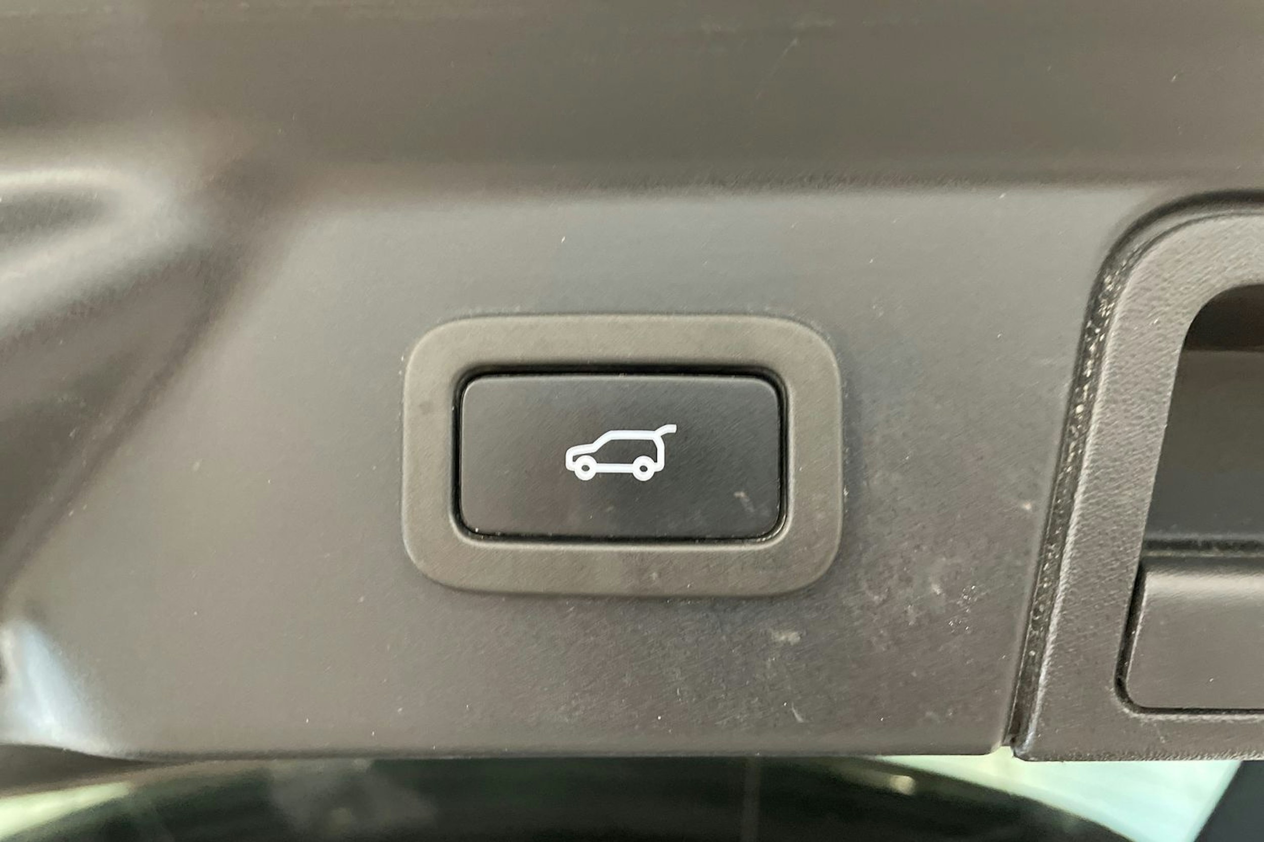 ruskea (beige) Land Rover Range Rover Velar 2021 kuva 40.