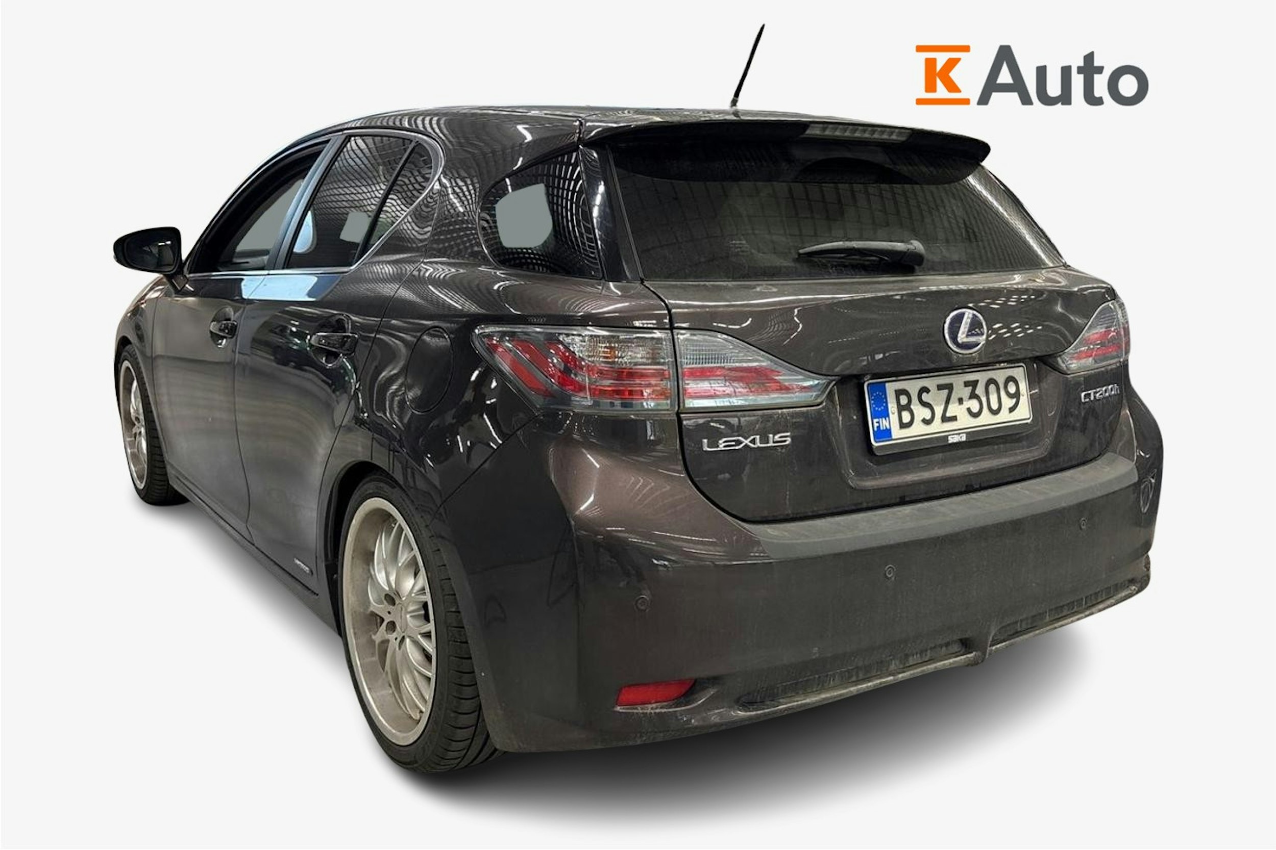 Ruskea (beige) Lexus CT 2012 kuva 2.