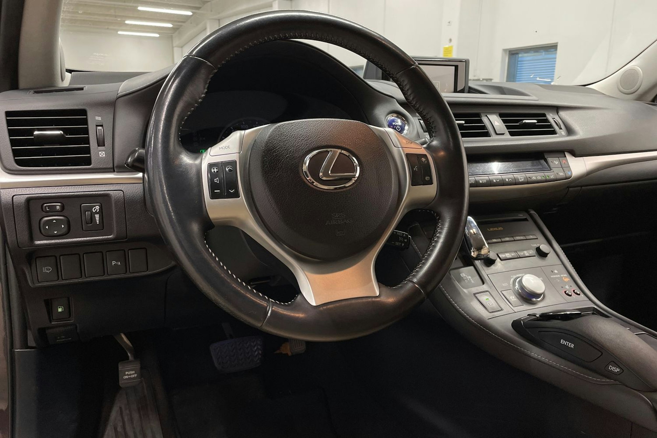 Ruskea (beige) Lexus CT 2012 kuva 26.