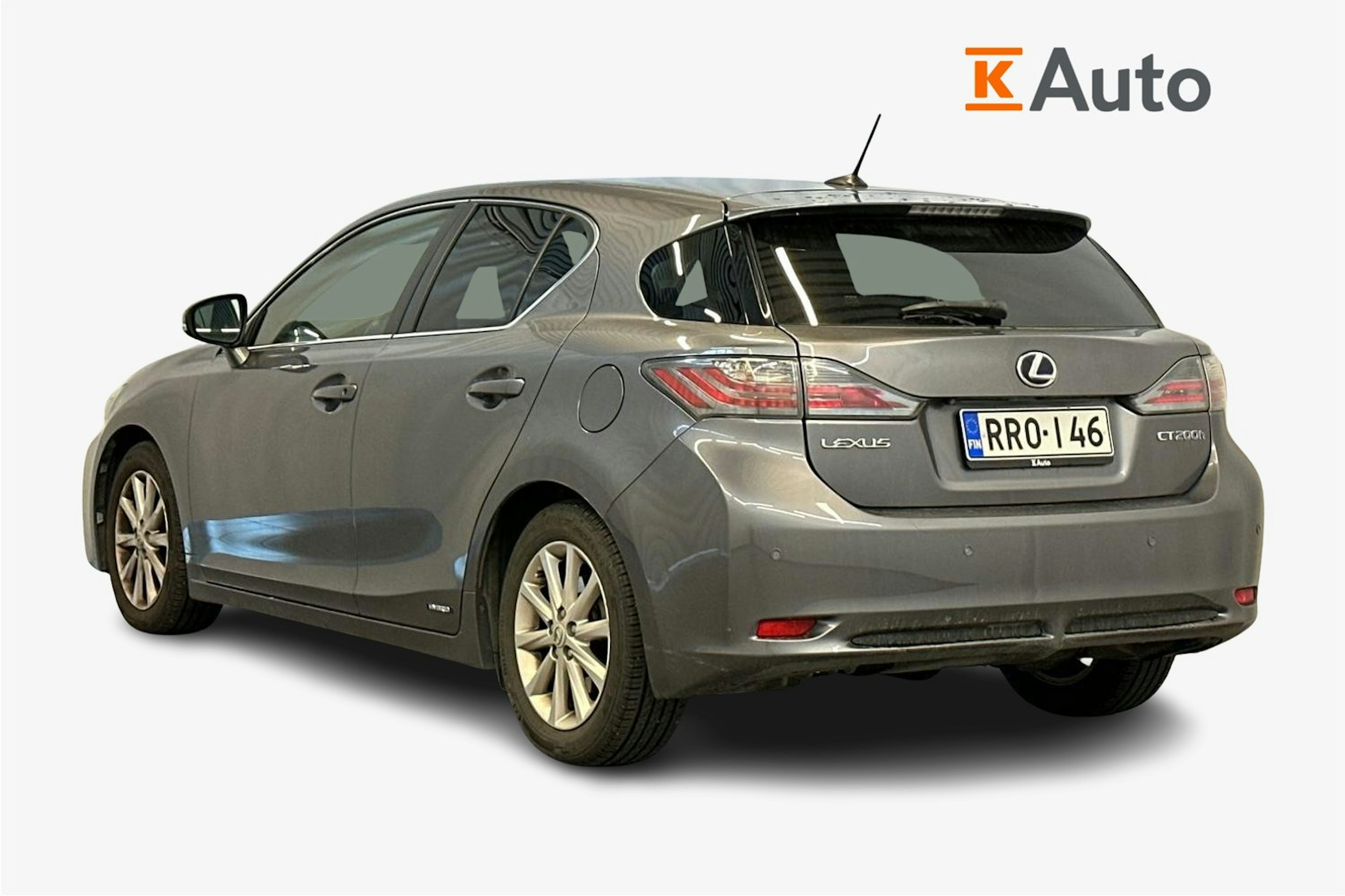 harmaa Lexus CT 2014 kuva 2.