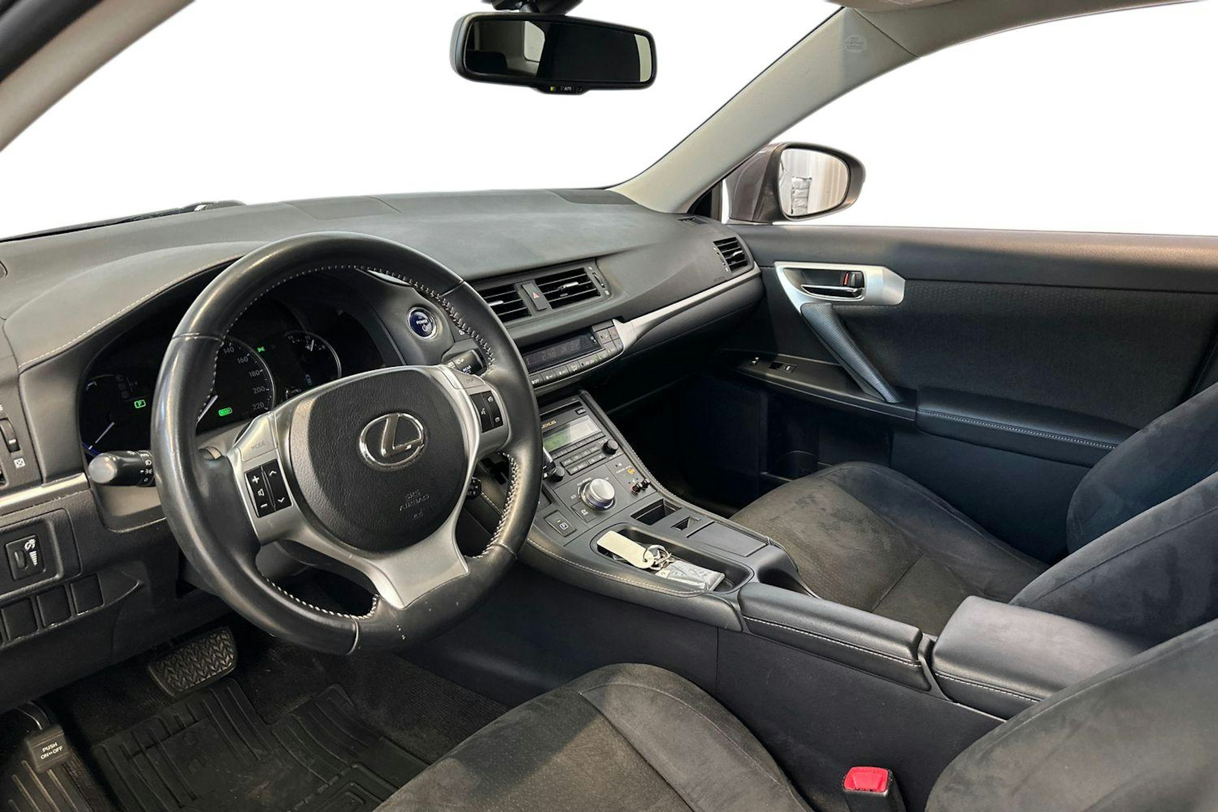 harmaa Lexus CT 2014 kuva 7.