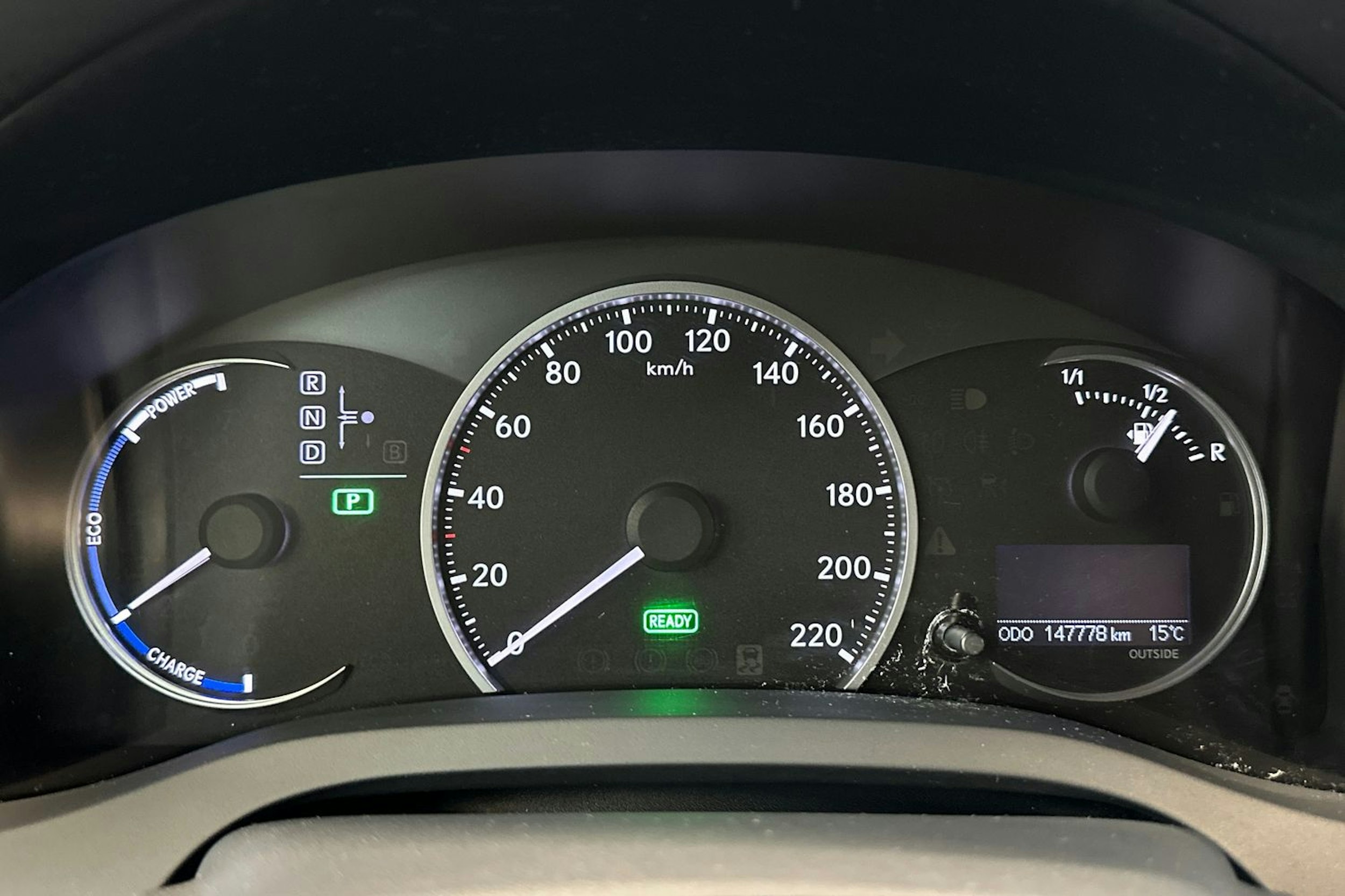 harmaa Lexus CT 2014 kuva 22.