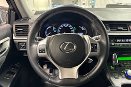 harmaa Lexus CT 2014 kuva 14.