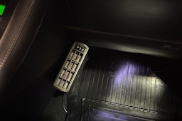 harmaa Lexus CT 2014 kuva 23.