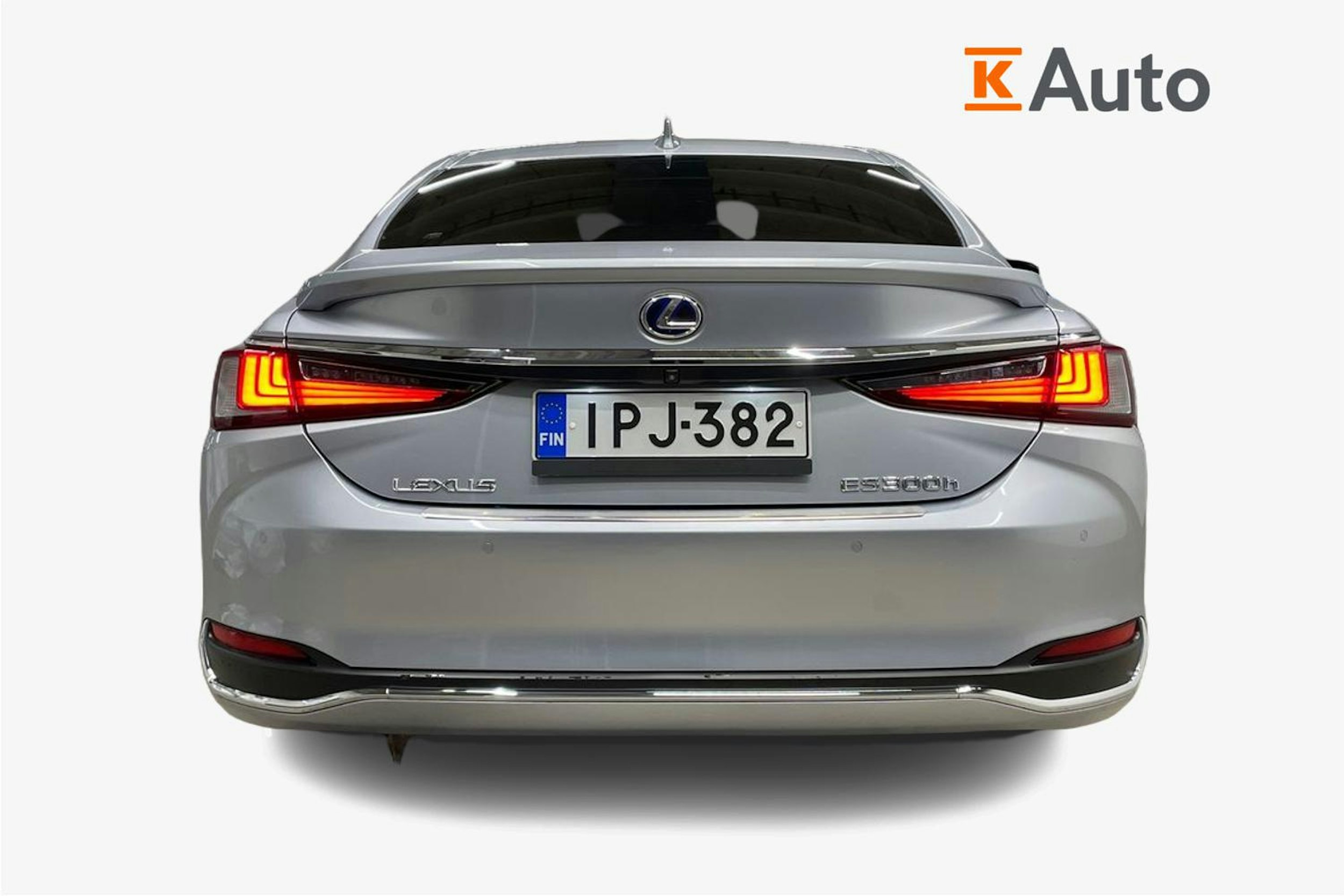 Hopea Lexus ES 2021 kuva 3.
