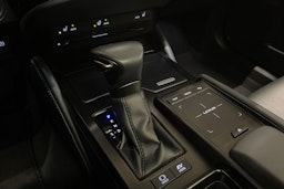 Hopea Lexus ES 2021 kuva 20.