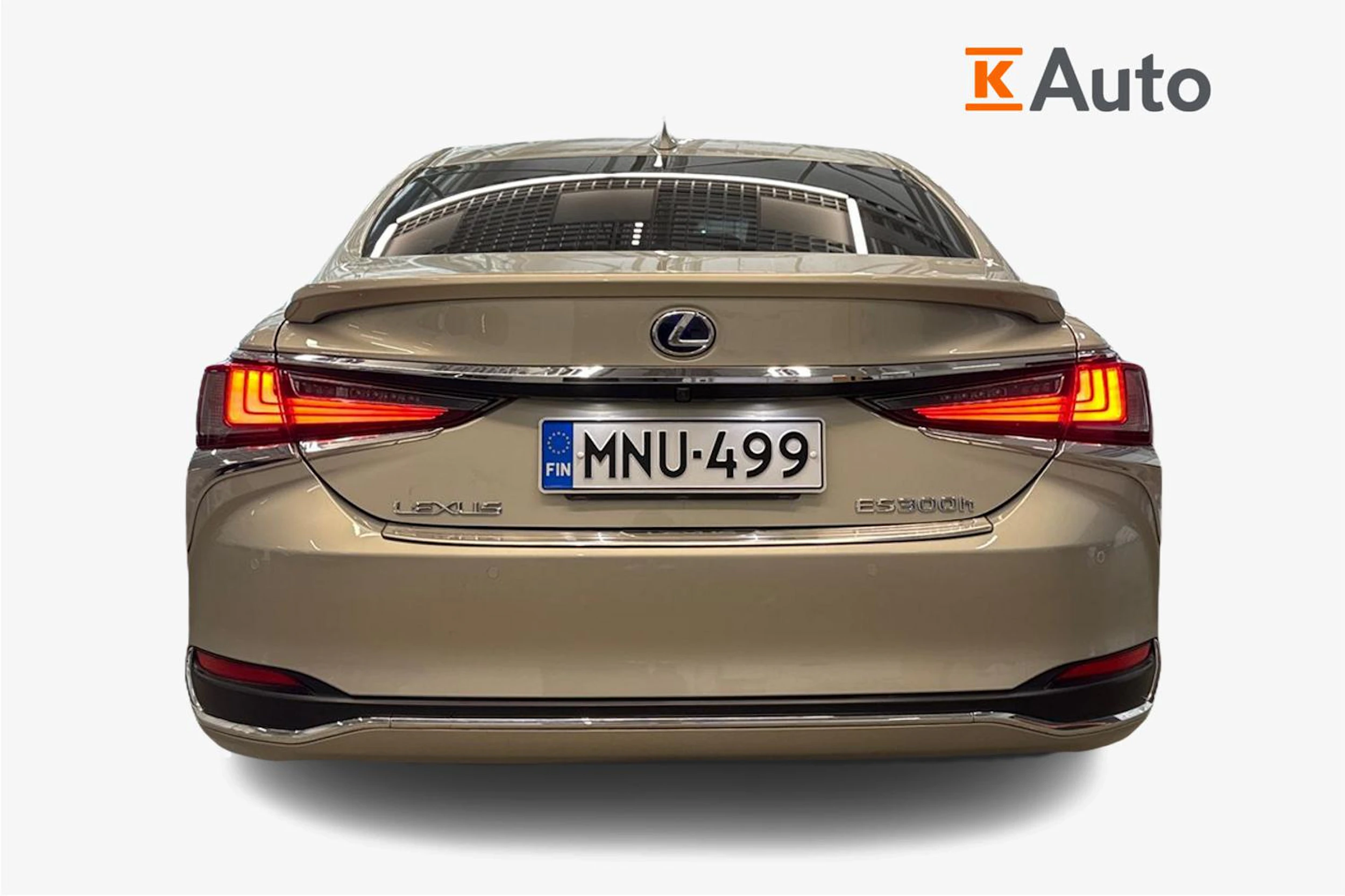 harmaa Lexus ES 2021 kuva 4.