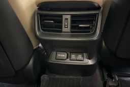 harmaa Lexus ES 2021 kuva 29.