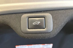 harmaa Lexus ES 2021 kuva 31.