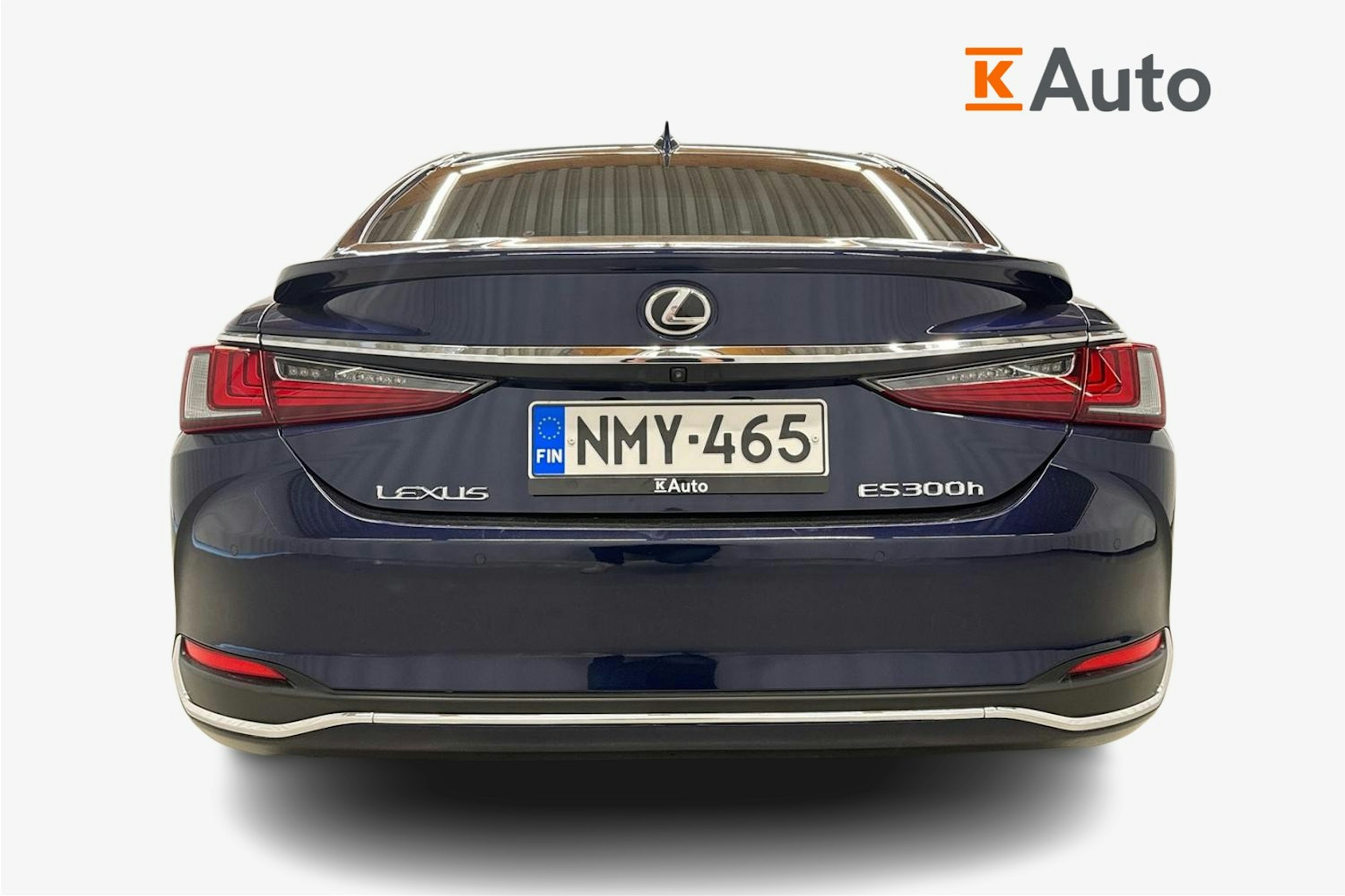 sininen Lexus ES 2022 kuva 3.
