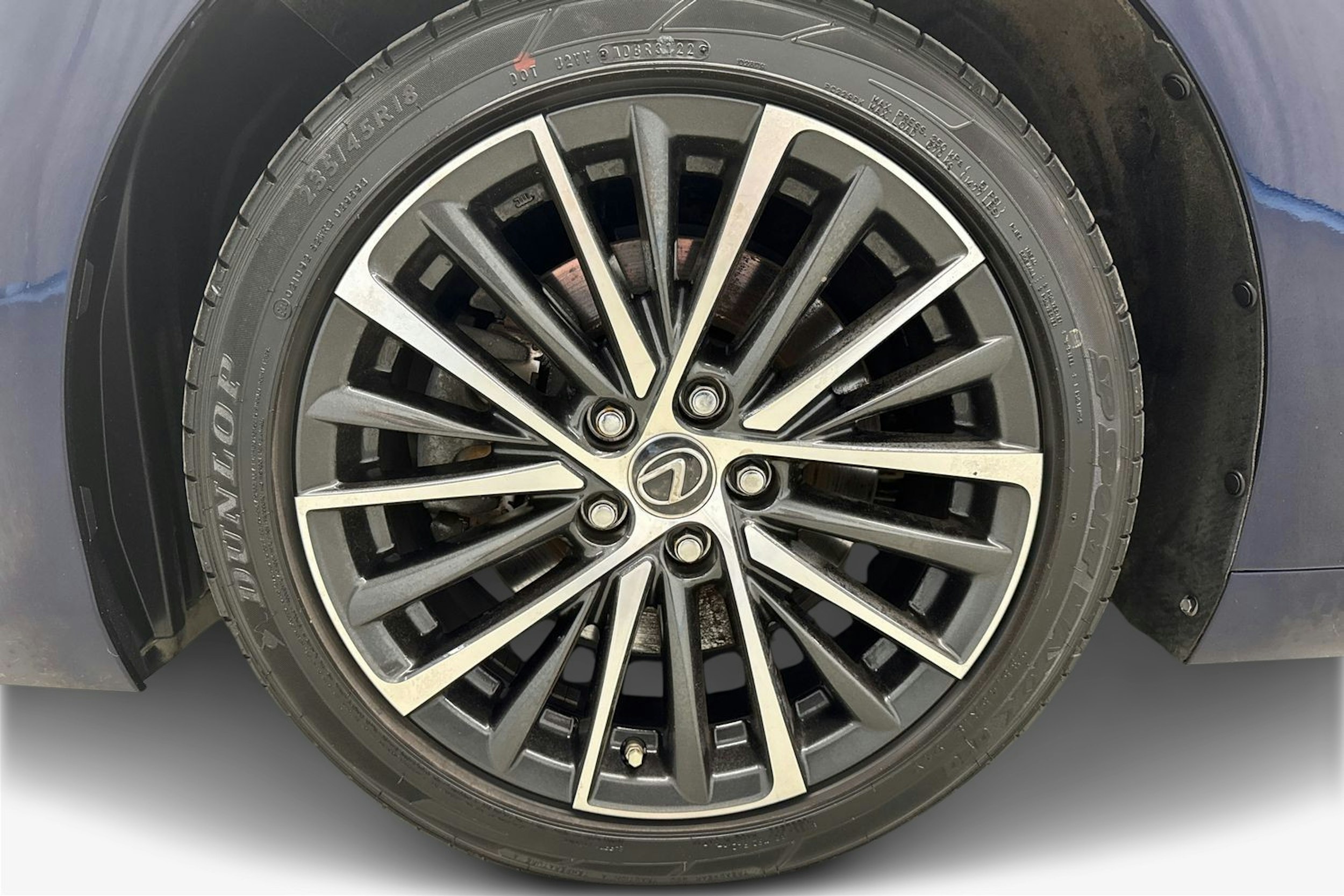 sininen Lexus ES 2022 kuva 11.